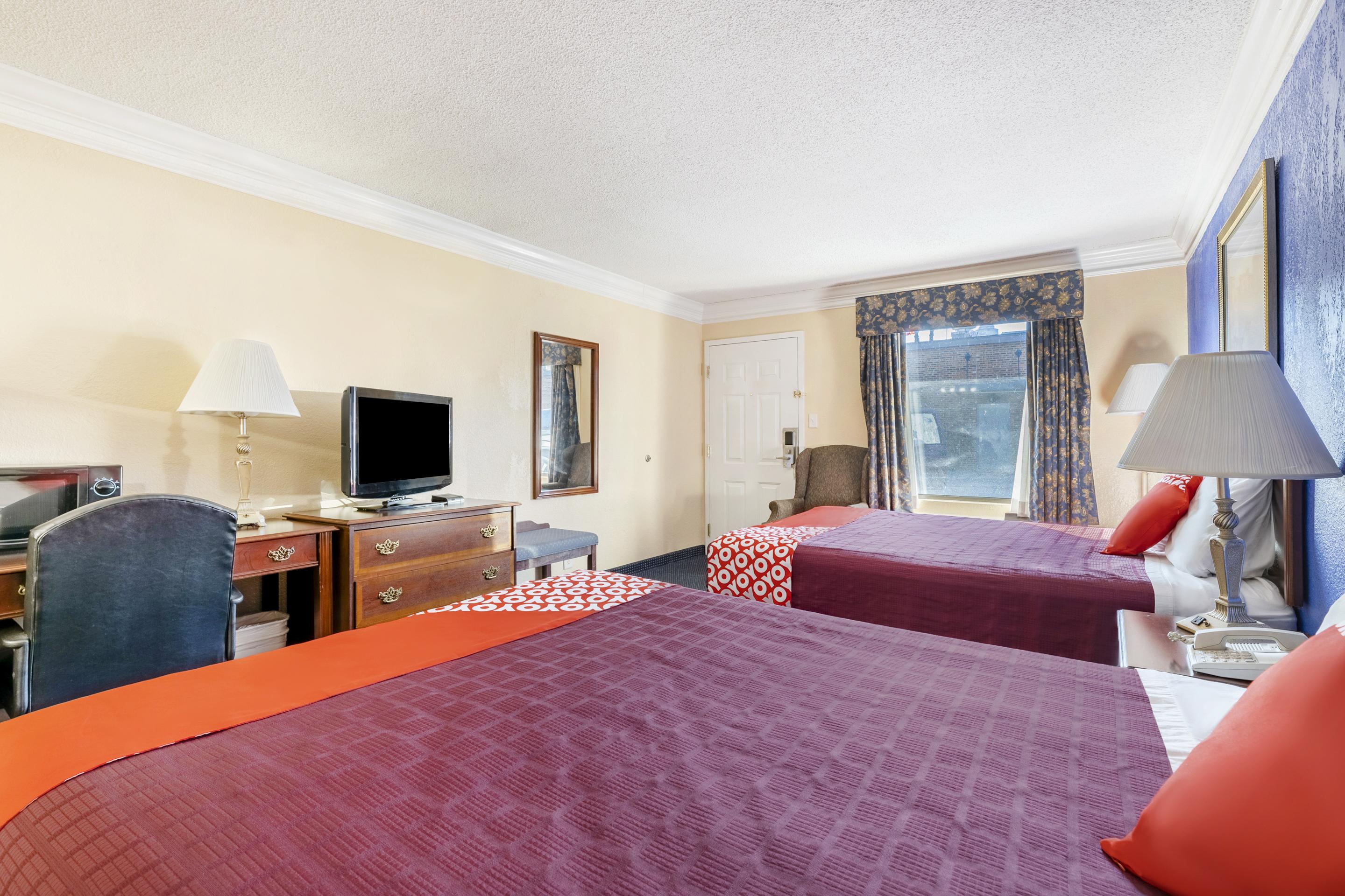 Oyo Hotel Rome Ga Historic District Esterno foto