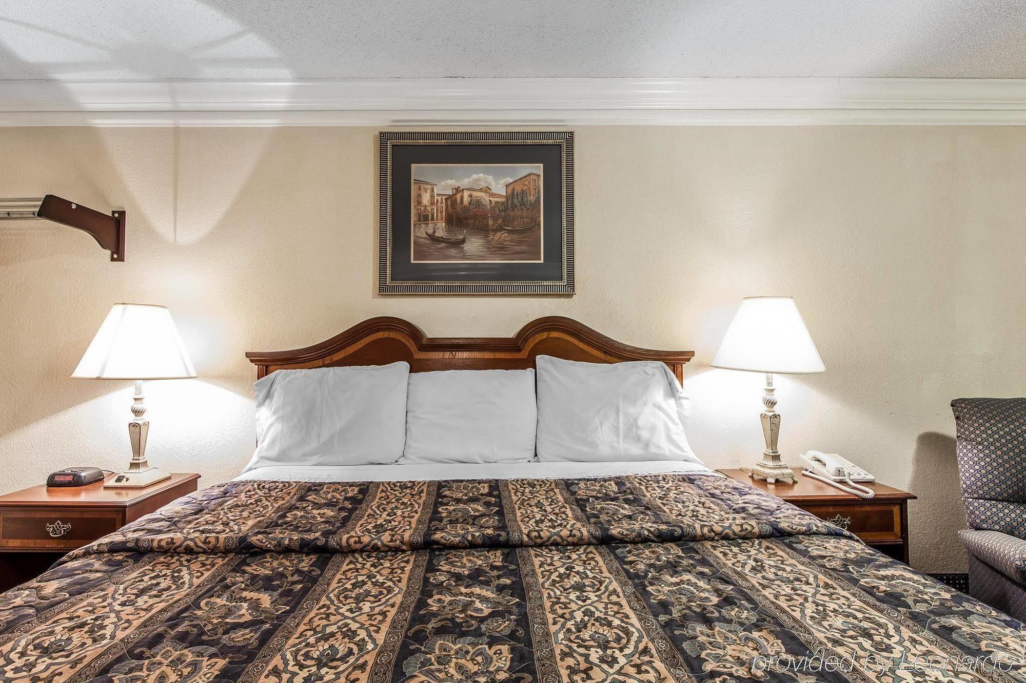 Oyo Hotel Rome Ga Historic District Esterno foto