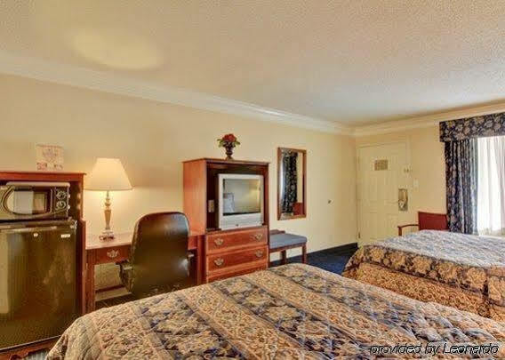 Oyo Hotel Rome Ga Historic District Esterno foto