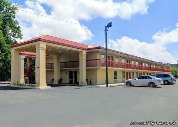 Oyo Hotel Rome Ga Historic District Esterno foto